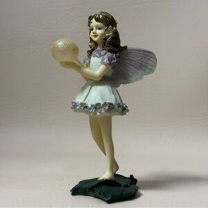 The Fairy Collection by
DEZINE "Bubble" Figurine
#5571 Vintage 1996 LE
Numbered